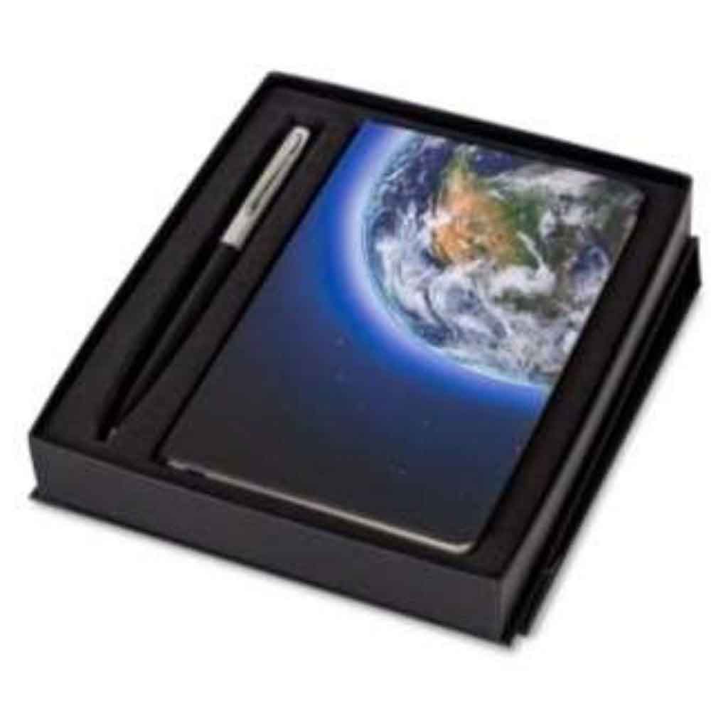 WILLIAM PEN FISHER SPACE CAP-O-MATIC BLACK BALLPOINT PEN WITH NOTEBOOK ASTRONAUT SKETCH & EARTH - A 775 Black  A6NBA3